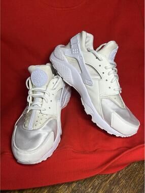 Nike Air Huarache Runner White 634835-108 Women’s Sz 9 Lace 2019